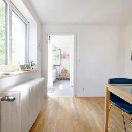 Apartment Gute Lage, 3 Raeder, Gruen, Familien